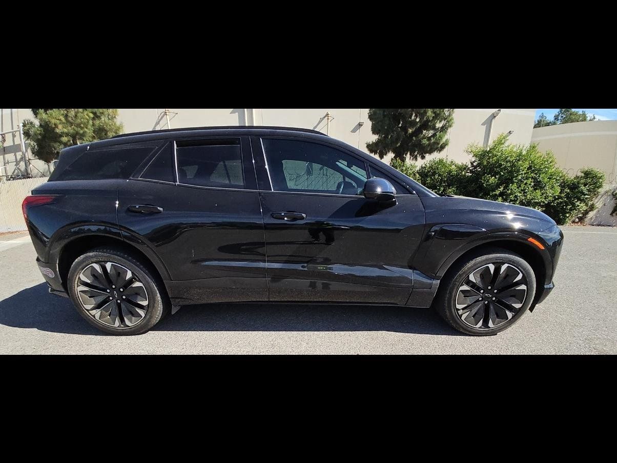 Used 2024 Chevrolet Blazer EV RS AWD/4WD image 19