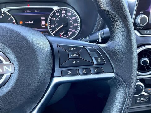 Used 2024 Nissan Sentra SV image 24