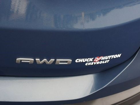 Used 2024 GMC Terrain SLE image 17