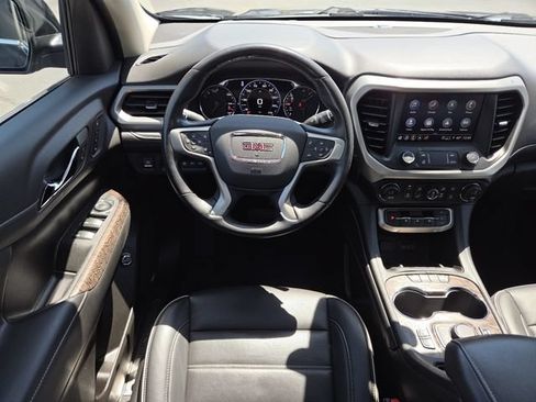 Used 2022 GMC Acadia Denali w/ Denali Ultimate Package AWD/4WD image 35