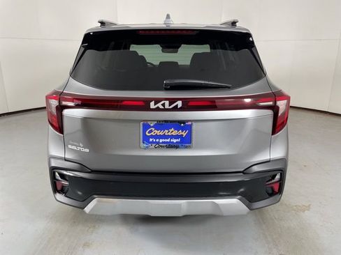 New 2026 Kia Seltos EX image 7