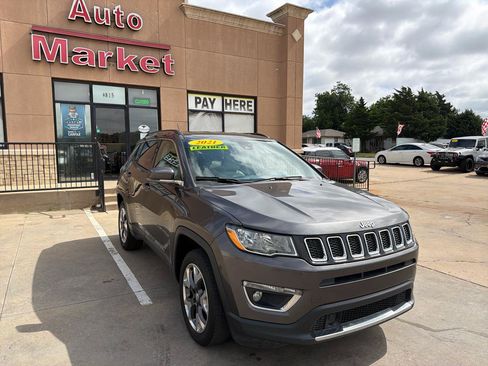 Used 2021 Jeep Compass Limited AWD/4WD image 3