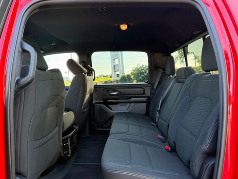 Used 2025 RAM 1500 Warlock AWD/4WD image 25