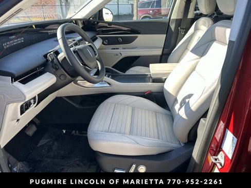 New 2026 Lincoln Nautilus Reserve w/ Jet Appearance Package image 9