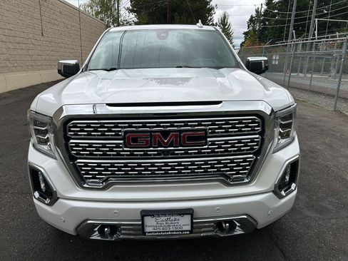 Used 2019 GMC Sierra 1500 Denali w/ Denali Ultimate Package AWD/4WD image 2