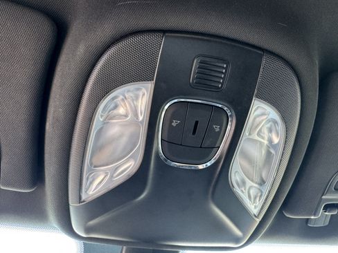 Used 2024 Jeep Compass Latitude AWD/4WD image 24