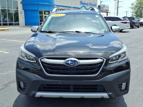 Used 2022 Subaru Outback Touring XT AWD/4WD image 2