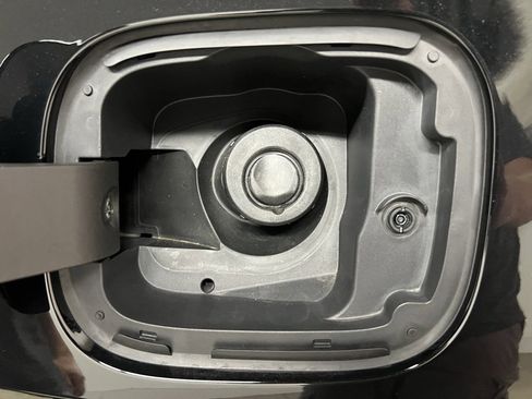 New 2025 GMC Terrain Elevation w/ Technology Package II image 28