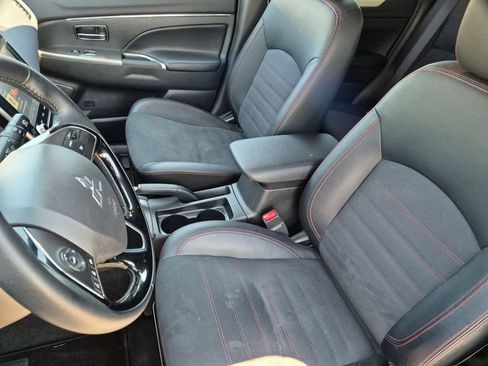 Used 2025 Mitsubishi Outlander Sport SE AWD/4WD image 24