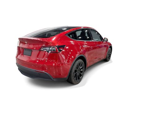 Certified 2023 Tesla Model Y AWD image 6