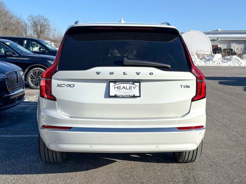 Used 2025 Volvo XC90 T8 Ultra w/ Protection Package image 5