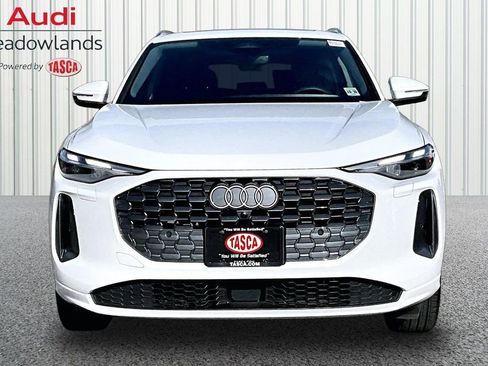 Used 2025 Audi Q5 Premium w/ Convenience Package AWD/4WD image 2