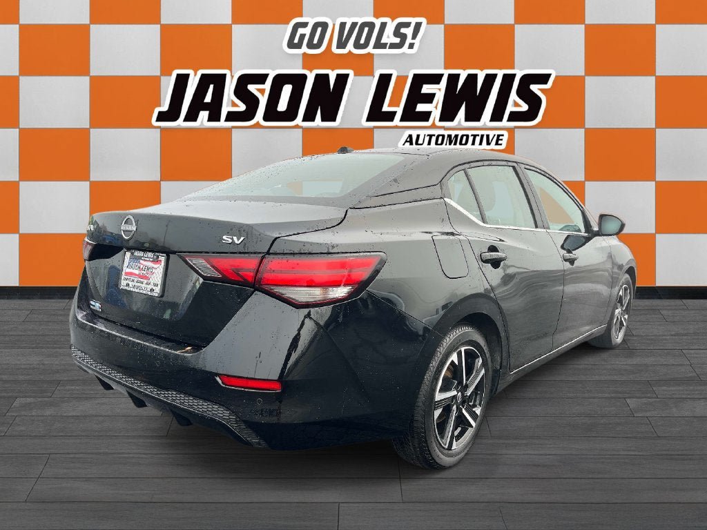 Used 2024 Nissan Sentra SV FWD image 3