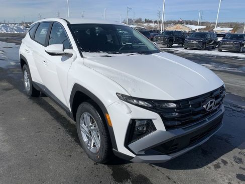 New 2026 Hyundai Tucson SE AWD/4WD image 1