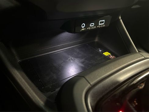 Certified 2025 Subaru Crosstrek 2.5i Limited w/ Crosstrek Mirror Package image 36