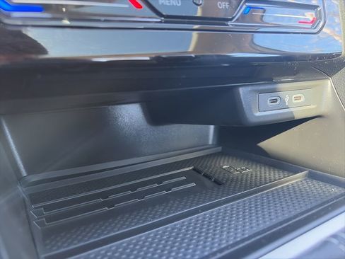 New 2026 Volkswagen Jetta SE FWD image 18