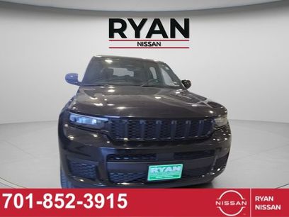 Used 2023 Jeep Grand Cherokee L Laredo