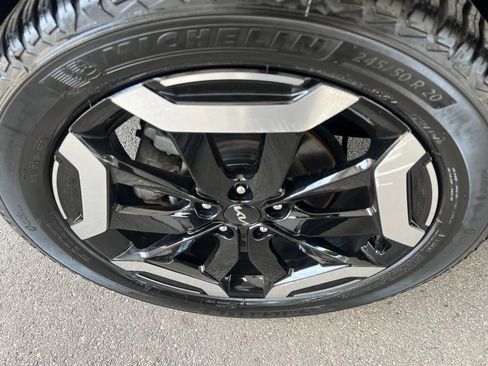 Used 2024 Kia Telluride S AWD/4WD image 39