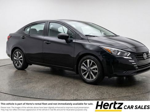Used 2025 Nissan Versa SV FWD image 1