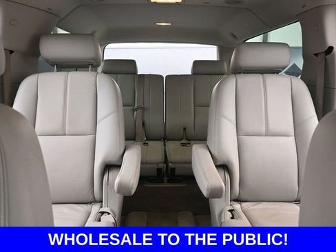 Used 2009 GMC Yukon XL SLT image 16