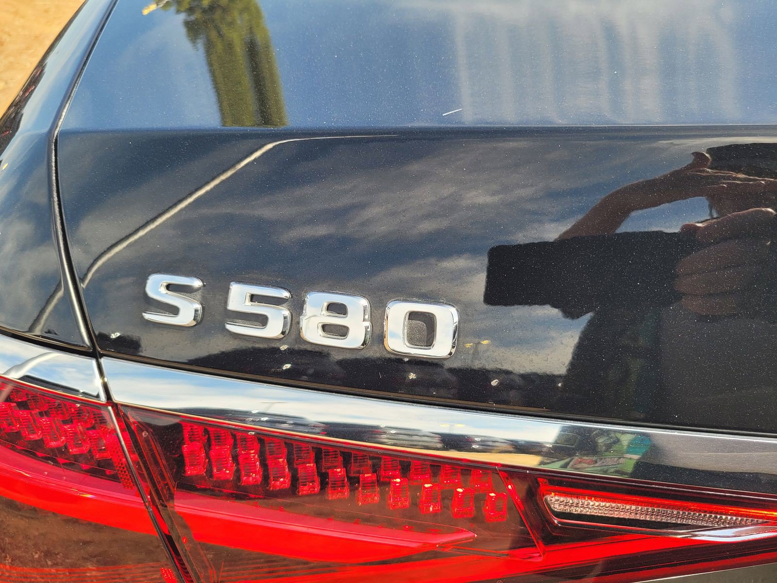 Used 2022 Mercedes-Benz S 580 4MATIC Sedan image 6