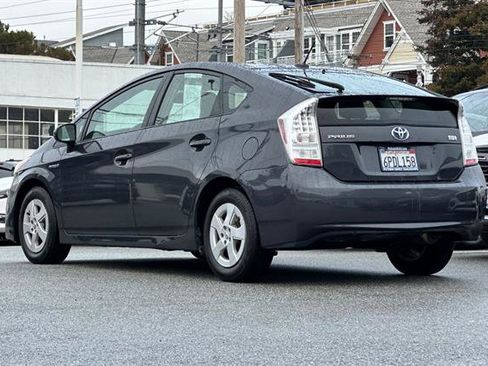 Used 2010 Toyota Prius II image 5