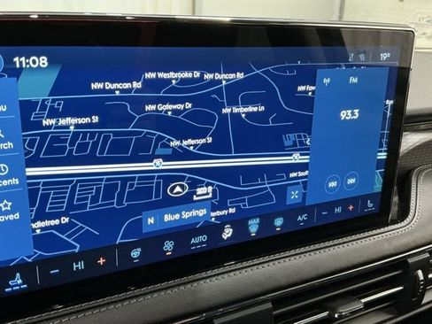 Used 2023 Lincoln Corsair Reserve w/ Equipment Group 201A image 24