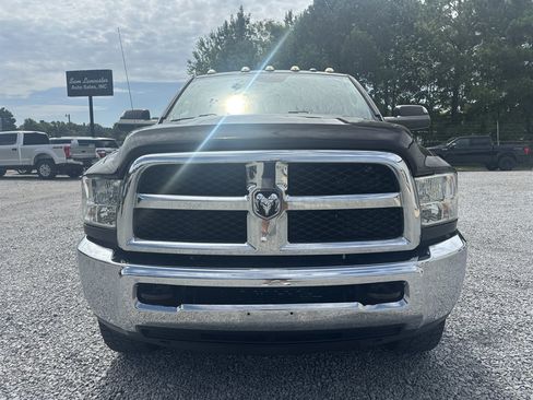Used 2017 RAM 2500 Tradesman w/ Chrome Appearance Group AWD/4WD image 2