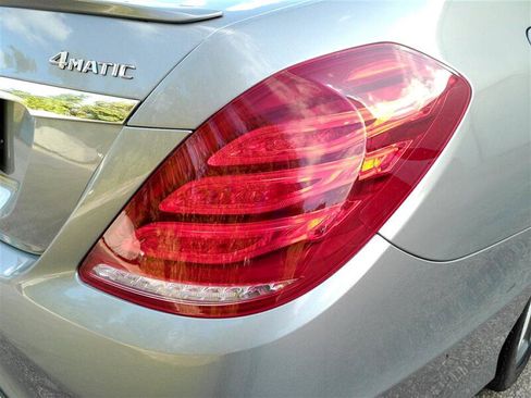 Used 2015 Mercedes-Benz S 550 4MATIC Sedan image 31