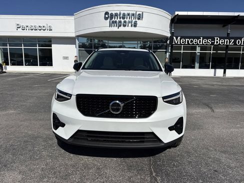 New 2026 Volvo XC40 B5 Plus w/ Protection Package Premier image 8