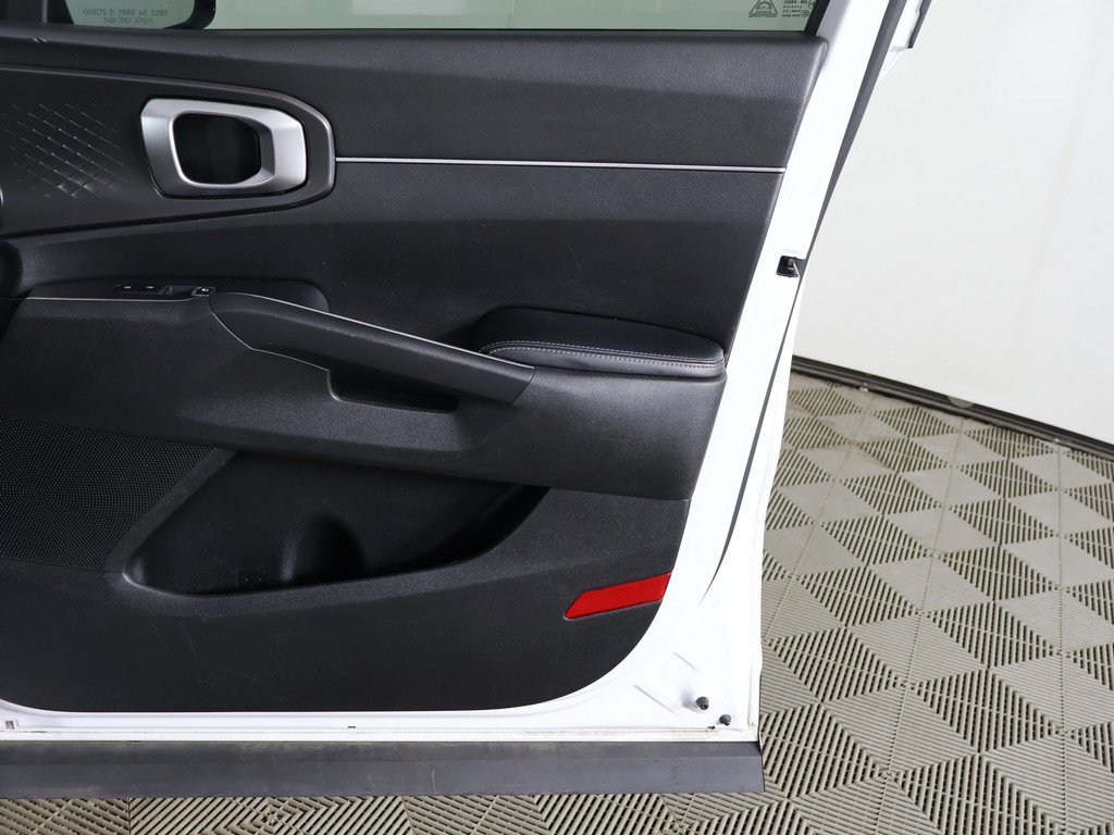 Used 2021 Kia Sorento S w/ Panoramic Sunroof Package FWD image 23