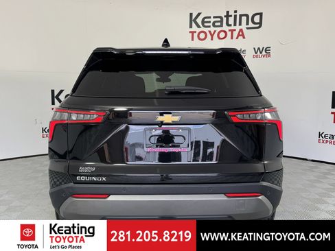 Used 2026 Chevrolet Equinox LT FWD image 6