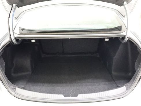 Used 2023 Chevrolet Malibu LT image 24