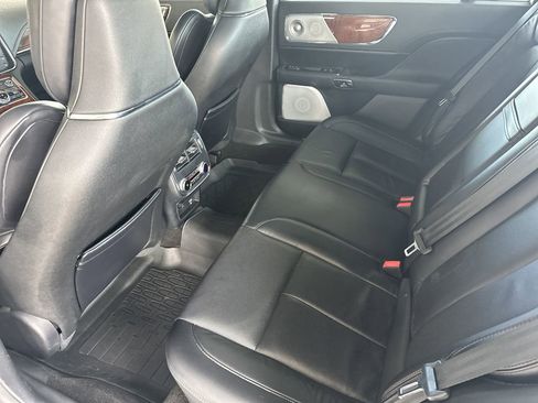 Used 2020 Lincoln Continental Reserve w/ Luxury Package image 28