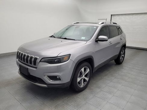 Used 2020 Jeep Cherokee Limited image 2
