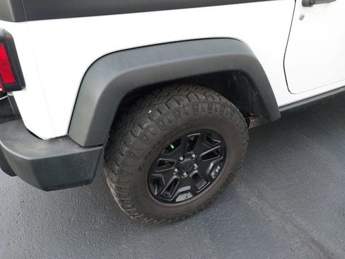 Used 2014 Jeep Wrangler Sport image 10