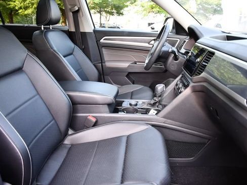 Used 2022 Volkswagen Atlas SEL R-Line AWD/4WD image 27