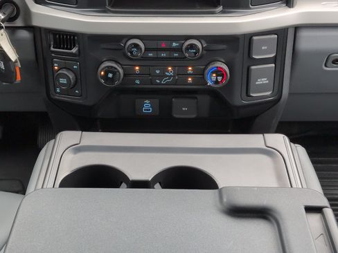 Used 2026 Ford F250 XL w/ FX4 Off-Road Package AWD/4WD image 17