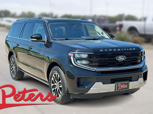 Used 2025 Ford Expedition Max Platinum AWD/4WD image 1