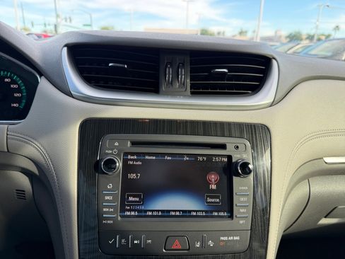 Used 2017 Chevrolet Traverse Premier image 12