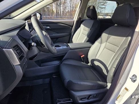 New 2026 Nissan Rogue SV image 5