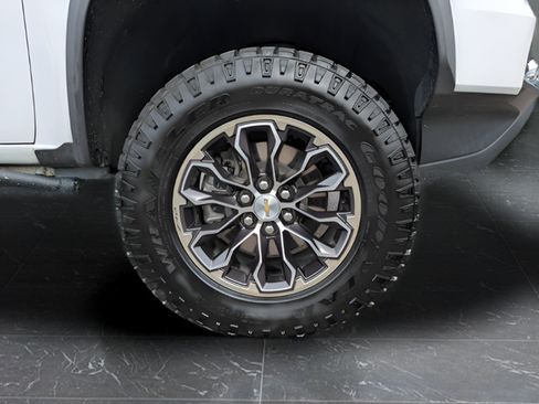 Used 2021 Chevrolet Colorado ZR2 AWD/4WD image 10