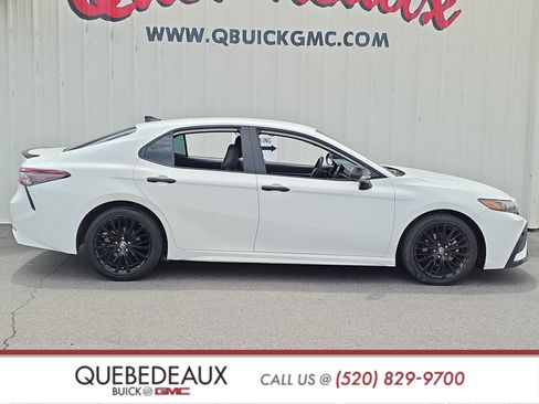 Used 2021 Toyota Camry SE w/ Carpet Mat Package (TMS) FWD image 8