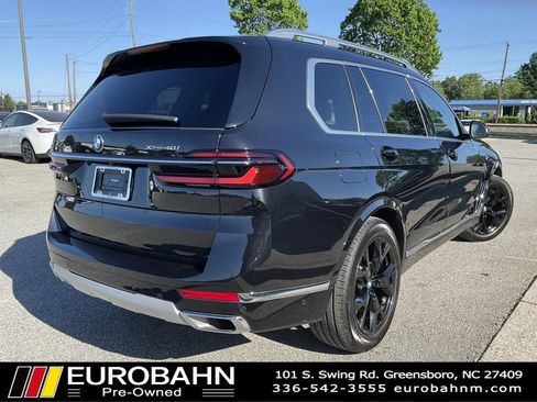 Used 2023 BMW X7 xDrive40i w/ Premium Package AWD/4WD image 5