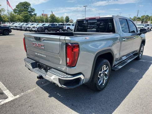 Used 2024 GMC Sierra 1500 SLT w/ SLT Premium Package AWD/4WD image 3