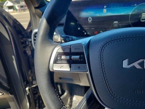 Used 2024 Kia Telluride SX X-Line AWD/4WD image 18