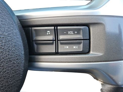 Used 2014 Ford Mustang Convertible image 33