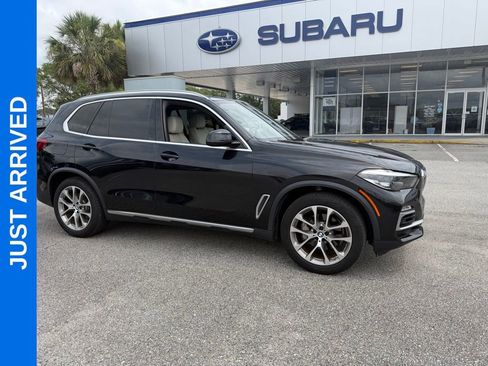 Used 2019 BMW X5 xDrive40i w/ Premium Package 2 AWD/4WD image 1