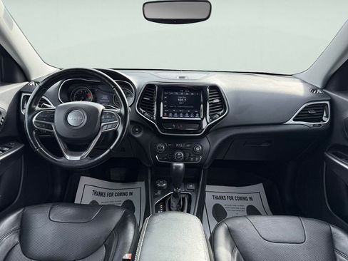 Used 2020 Jeep Cherokee Limited image 26