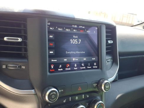 Used 2019 RAM 1500 Big Horn AWD/4WD image 10